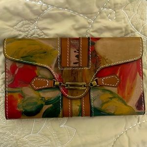 Patricia Nash slip closure beautiful leather wallet